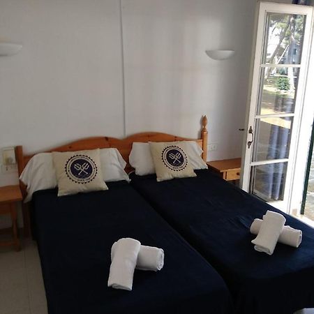 Apartamentos Playa Park Brisas Son Xoriguer Cala en Bosch Luaran gambar